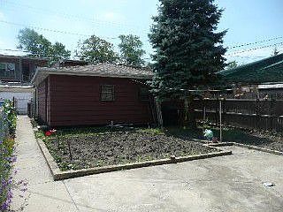 2nd image of 3733 W Wilson Ave