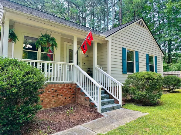 1120 Twin Cedar Ln, Wendell, NC 27591