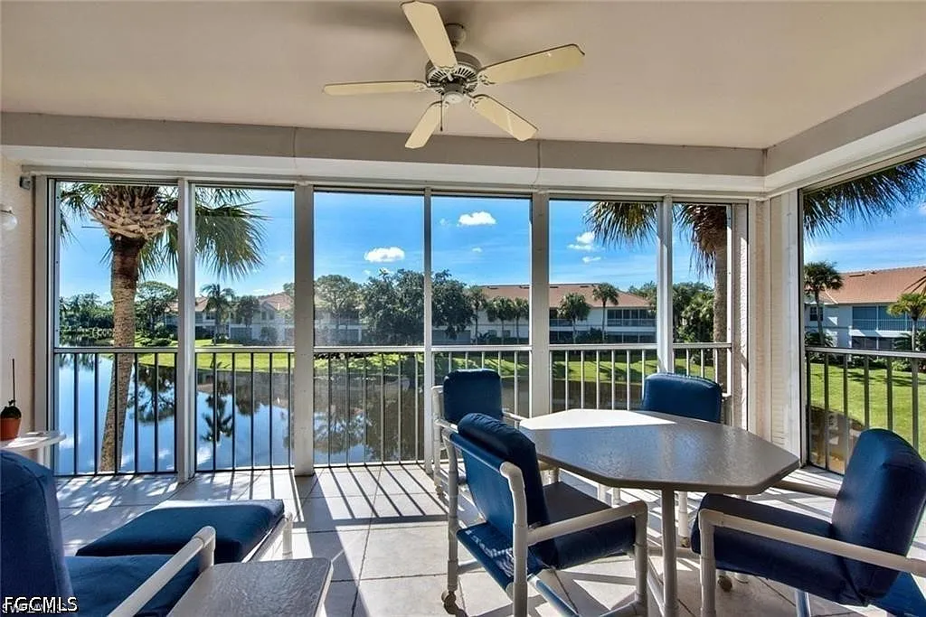 3 bed, 3.0 bath, 1696 sqft, $4,000 — Photo 2