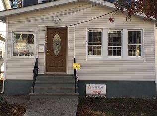 246 Richelieu Ter, Newark, NJ 07106
