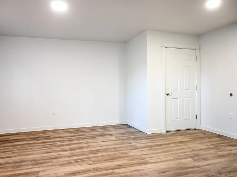 Harrison Village Apartments — Photo 75