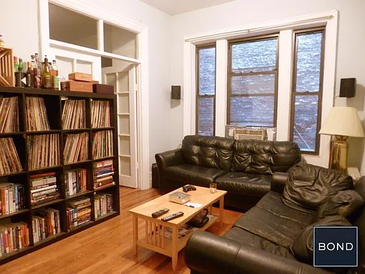 Rented by Bond New York | media 34