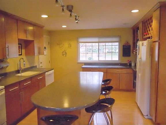 5th image of 5100 Polen Dr