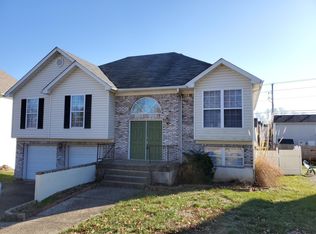 4703 Middlesex Dr, Worthington Hills, KY 40245