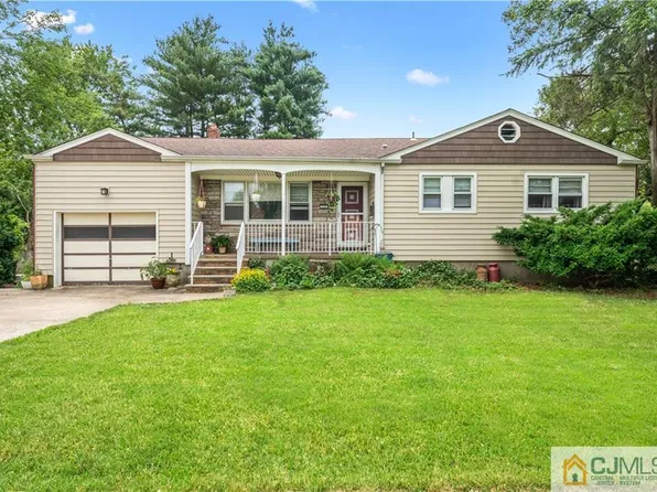 226 Merchants Ave, South Plainfield, NJ 07080