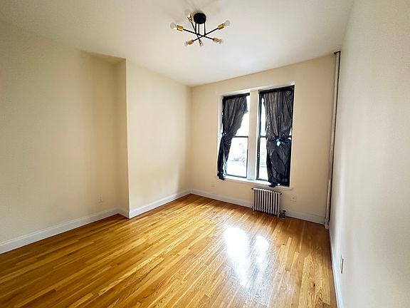 4th image of 433 Rogers Ave APT 3