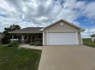 1913 Antler Rdg, Emporia, KS 66801