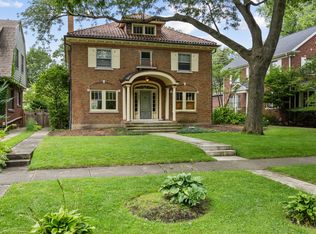 917 Fair Oaks Ave, Oak Park, IL 60302