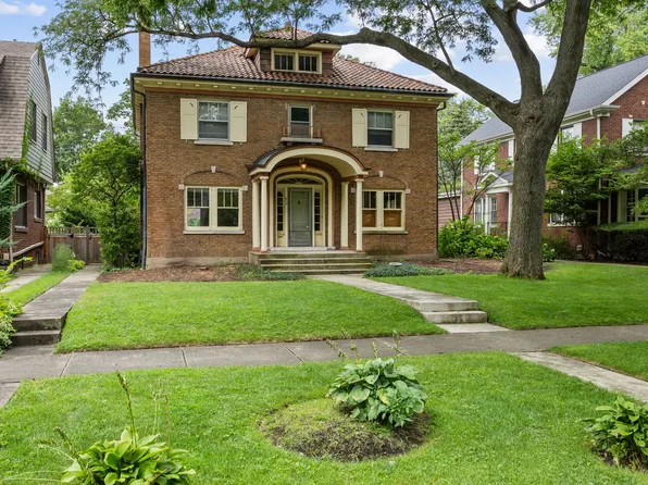 917 Fair Oaks Ave, Oak Park, IL 60302