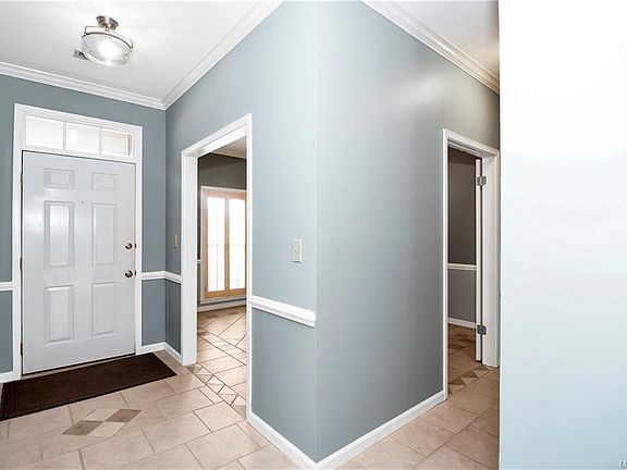 2nd image of 8101 Greyfield Dr