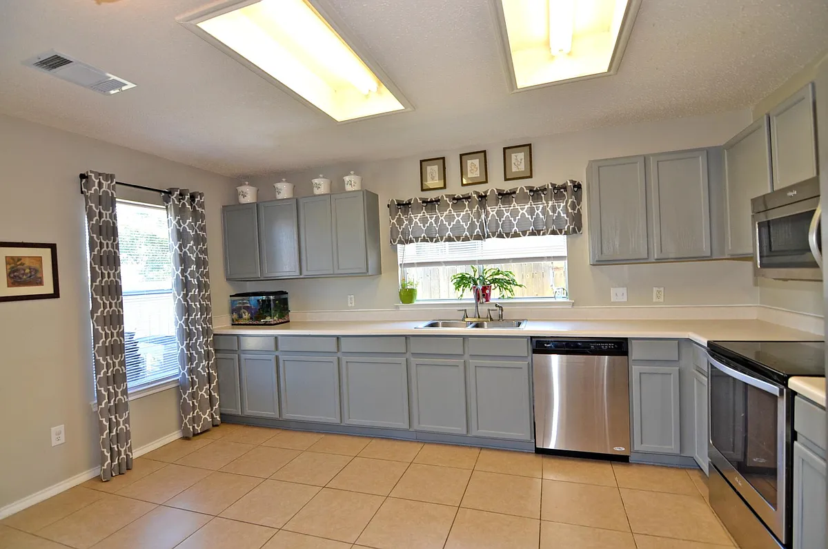 Building Photo - 2514 Byfield Dr