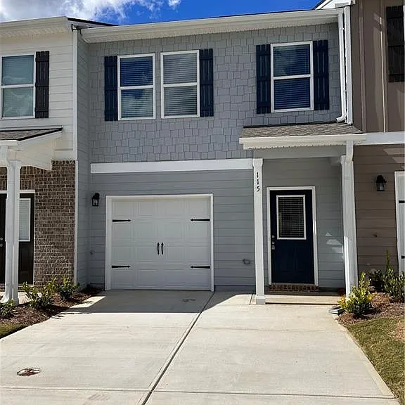 115 Village Green Dr #166 — Photo 3