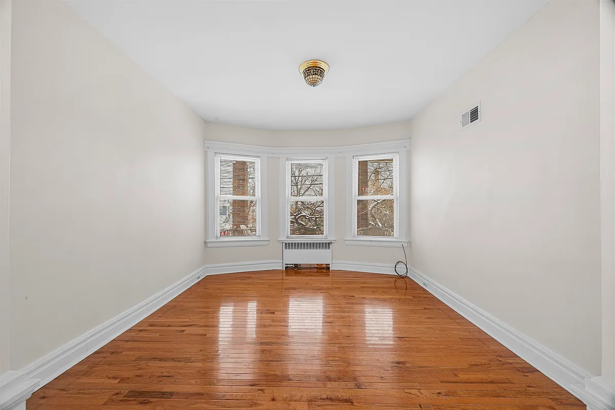 Building Photo - 287 Hornblower Ave #1F