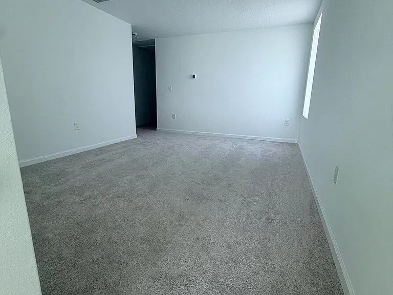1707 Colebrook Cir SW — Photo 18