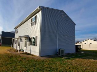 1300 Scottsboro Rd, Marion, IL 62959