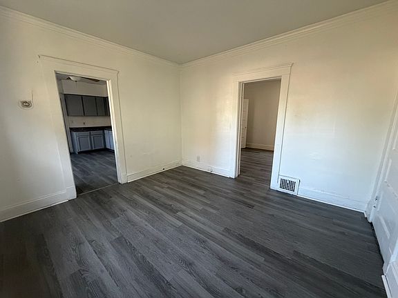 5th image of 2069 Halstead Ave APT 2