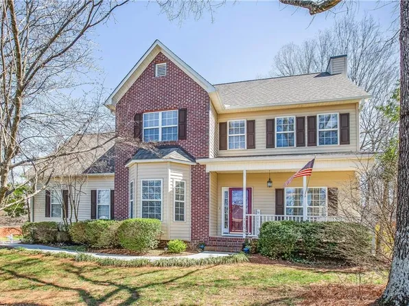 7150 Orchard Path Dr, Clemmons, NC 27012