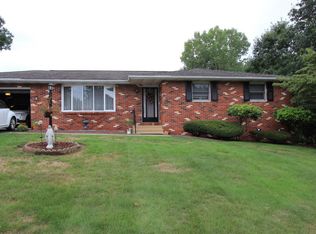 10 Lan Creek Rd, Wilkes Barre, PA 18702