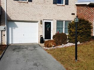 162 S Price Ave, Waynesboro, PA 17268