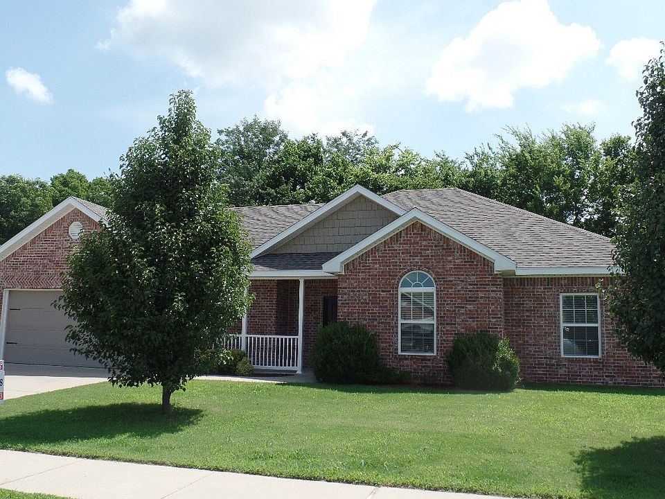 1st image of 1305 Latisha Ln