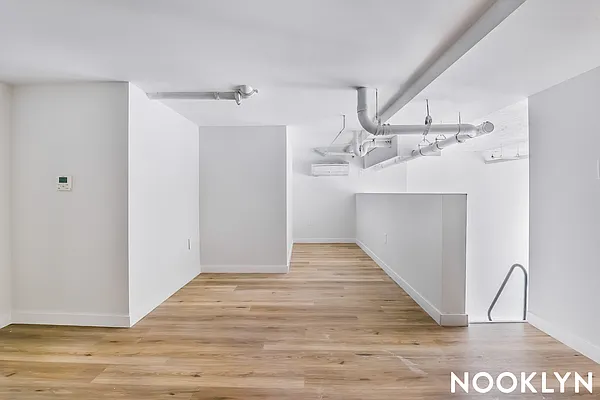 Rented by Nooklyn NYC LLC | media 46