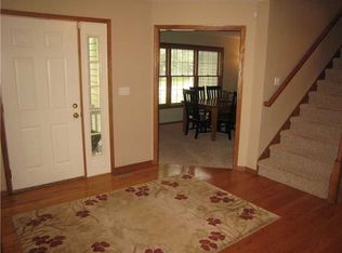 3425 Riverside Dr NE, Cedar Rapids, IA 52411