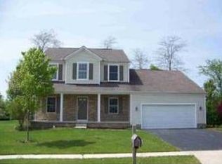 725 Hennigans Grove Rd, Grove City, OH 43123