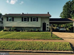 5 Heatherwood Rd, Middletown, PA 17057