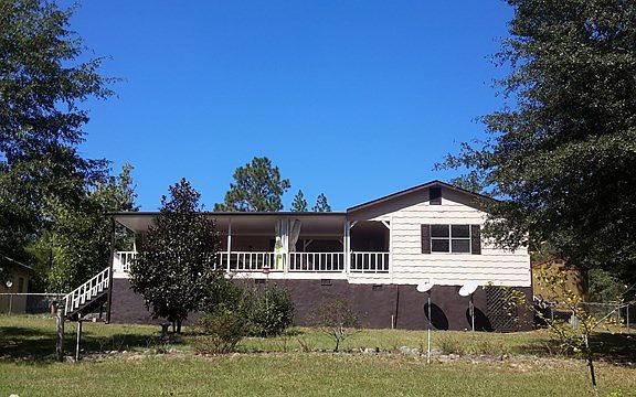 3rd image of 719 Barton Cove Dr