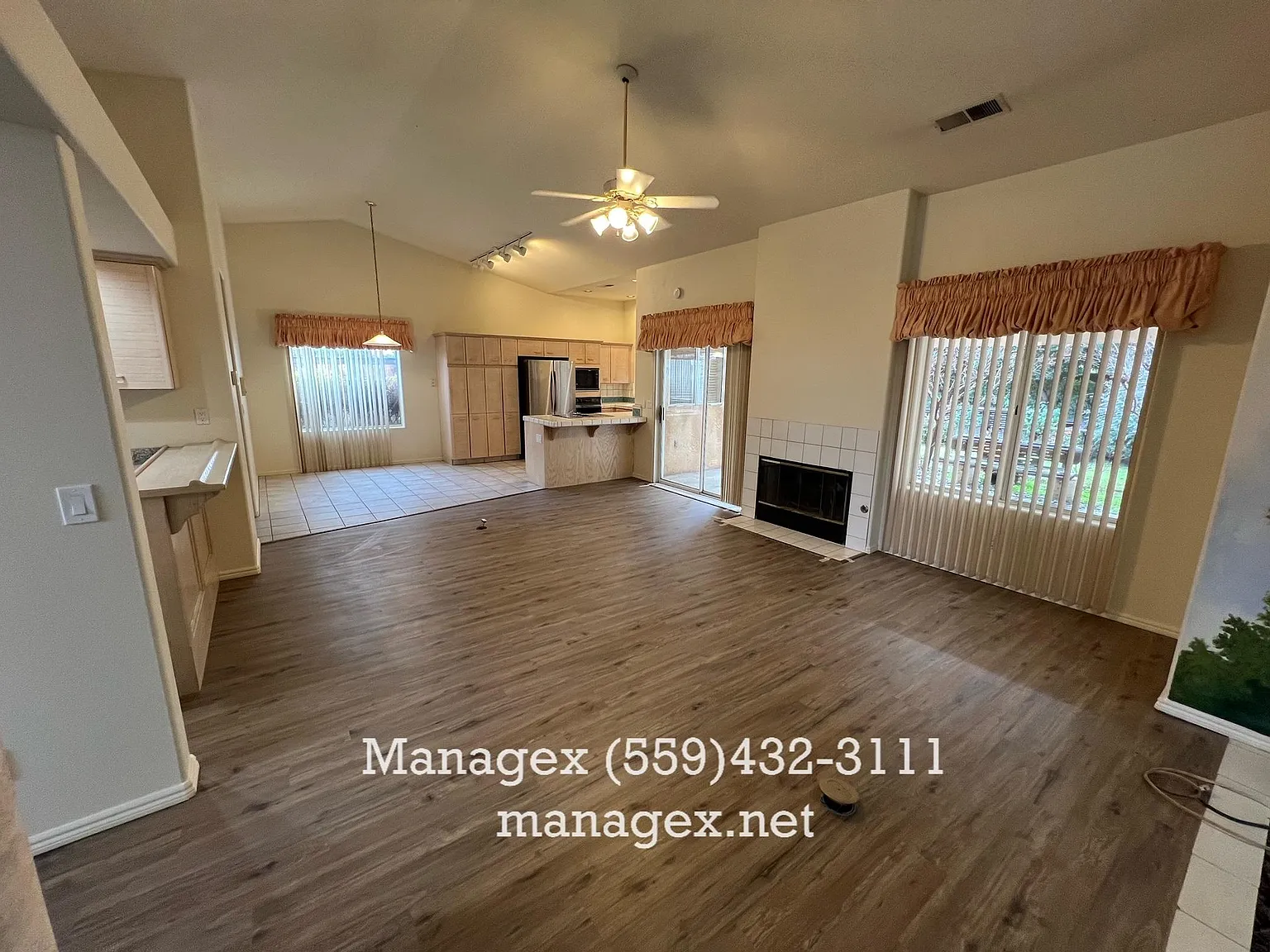 3 bed, 2245 sqft, $2,450 — Photo 4