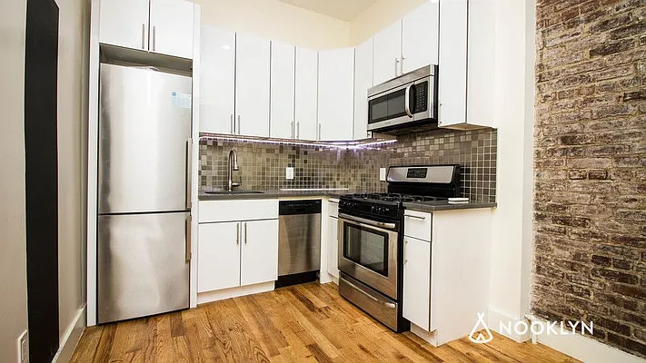 Rented by Nooklyn NYC LLC | media 8