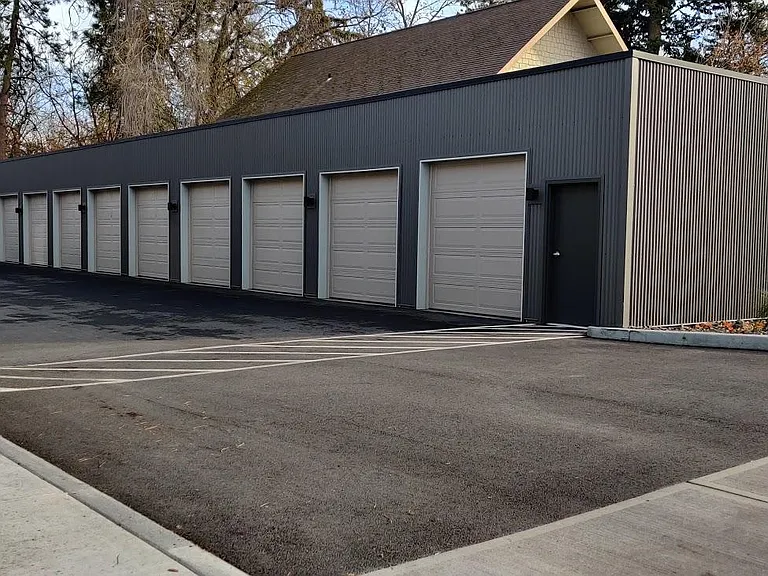 743 S Scott St — Photo 15