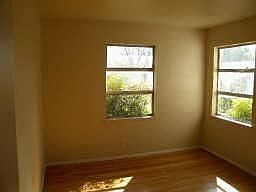 5th image of 13936 Bee St
