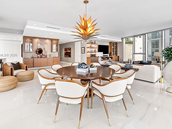 5th image of 300 Biscayne Boulevard Way #901E