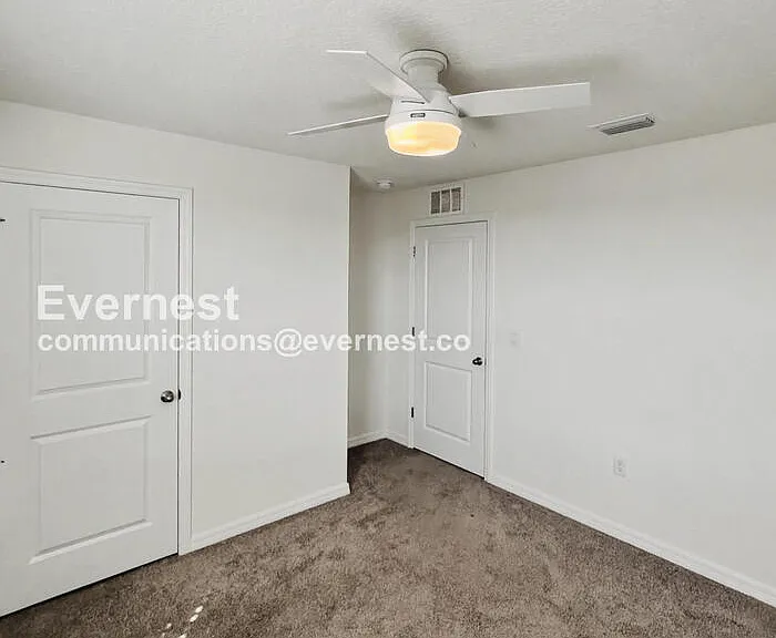 5106 Plumeria Dr — Photo 18