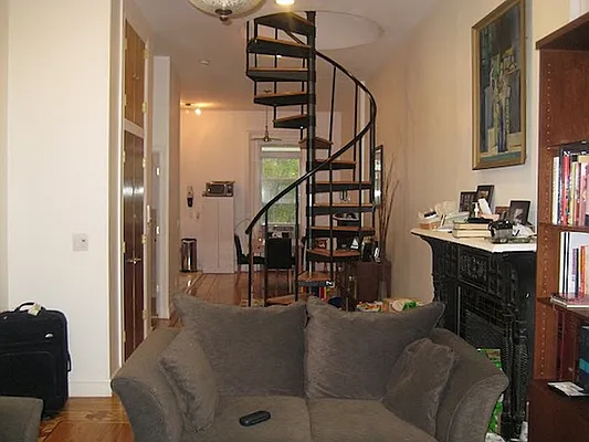 Rented by ZealEstate Group Inc | media 23