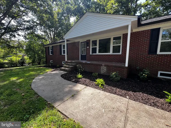 716 Old Wagner Rd, Petersburg, VA 23805