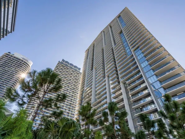 88 SW 7th St APT 2005, Miami, FL 33130