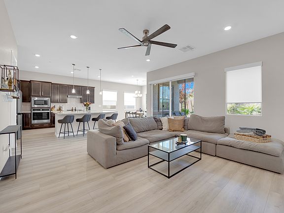 3rd image of 4375 Skylake Ct