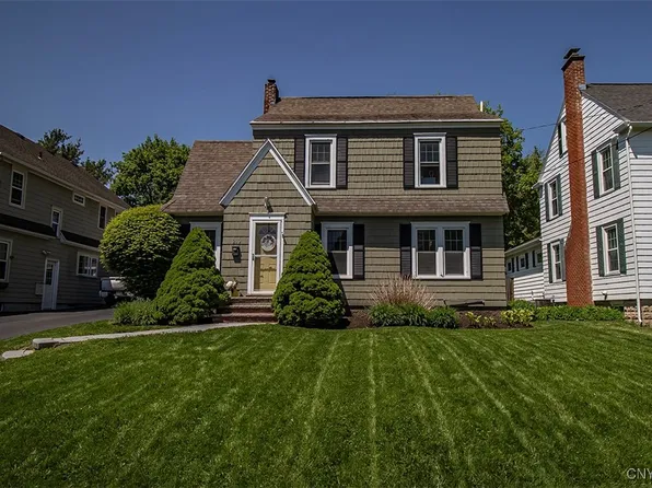 210 Wellington Rd, Syracuse, NY 13214