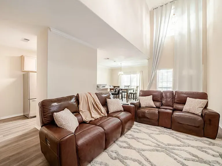 13674 Garden Grove Ct — Photo 13