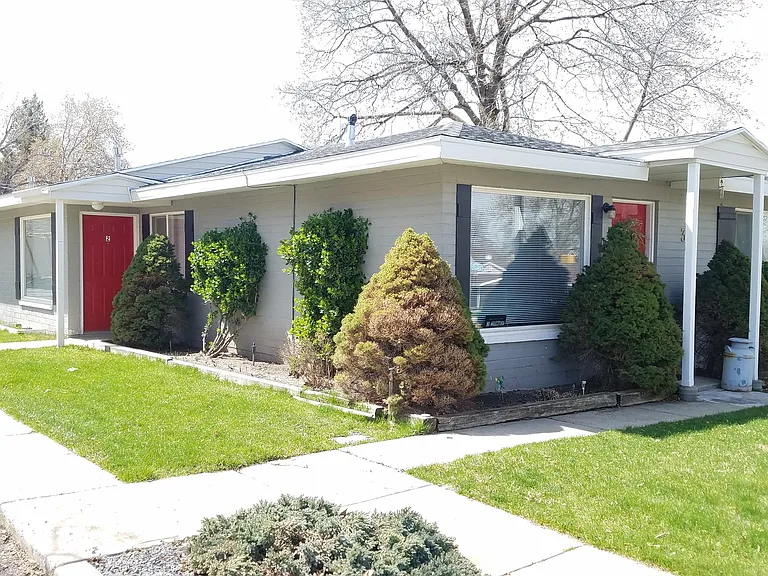370 E. 200 N. — Photo 15