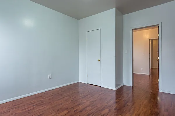 Rented by Nooklyn NYC LLC | media 13