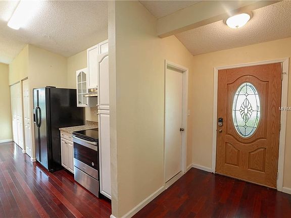 2nd image of 1201 Hawley Ct