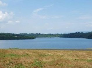 212 Higoliya Trl, Vonore, TN 37885