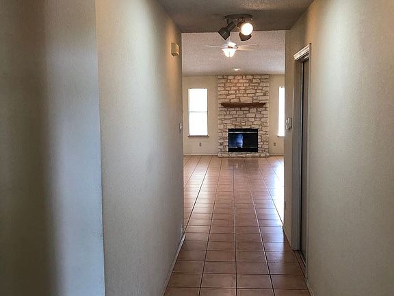 4th image of 13903 Cambourne Dr