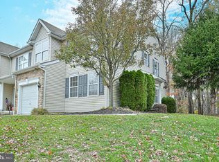 257 Hidden Dr, Blackwood, NJ 08012