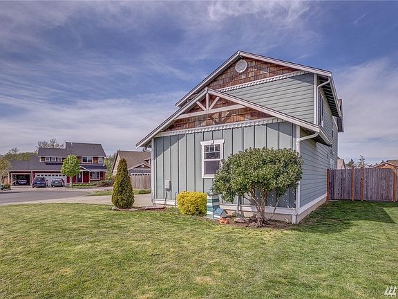 3rd image of 4892 Dory Ct