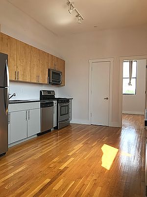 1st image of 101 Jefferson Ave APT 4E