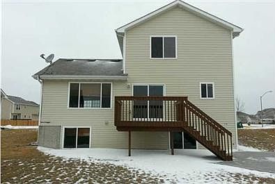 3rd image of 2270 SE Prairie Creek Dr